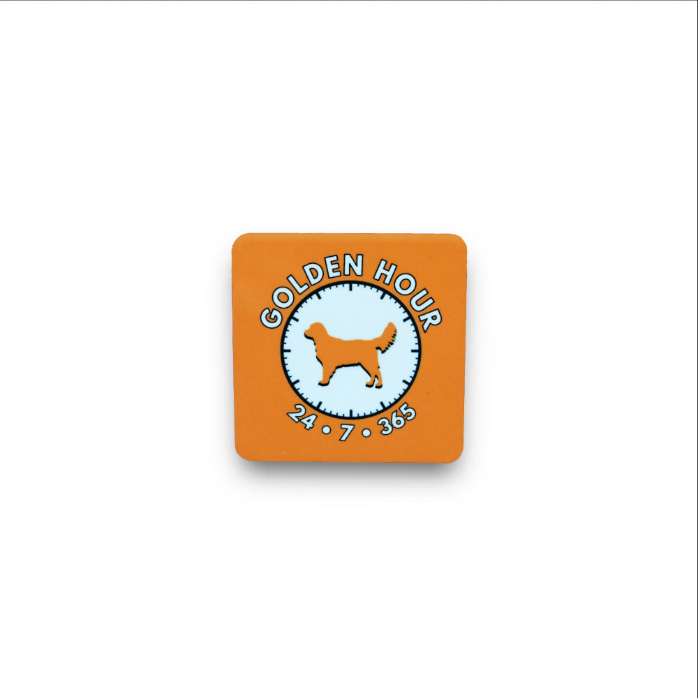 golden retriever magnet. Orange square with rounded corners. Golden Retriever in center of clock.