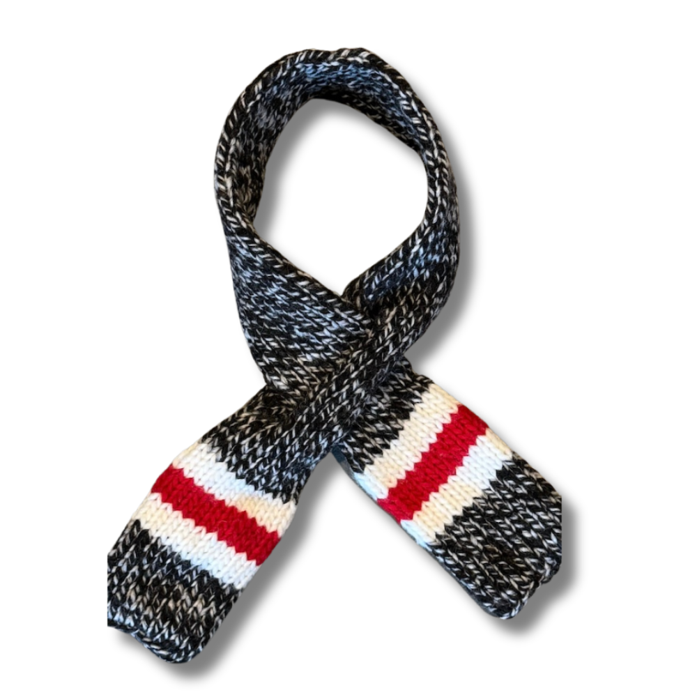 SCARF FOR DOG: GRAY, WHITE, RED WOOL 